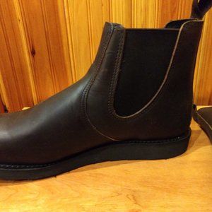 NEW Mens Red Wing Chelsea 10.5 Brown slip-on boot